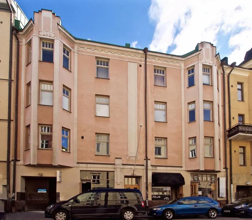 Helsinki South Central Apartment