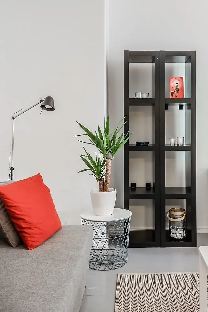 Helsinki South Central Apartment 0*,